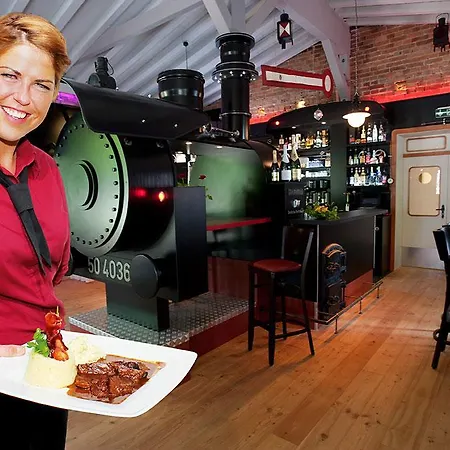 Aussergewohnlich Ubernachten Schlafwagenhotel *